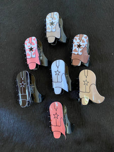The Cowgirl Boot Clip
